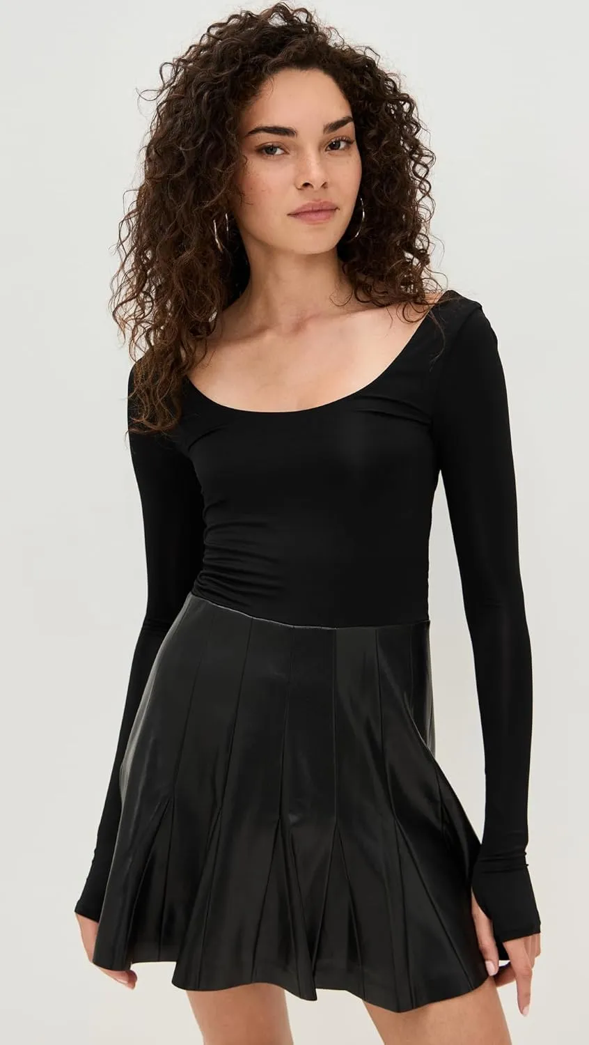 alice   olivia Women's Arden Vegan Leather Scoop Neck Pleated Mini Dress