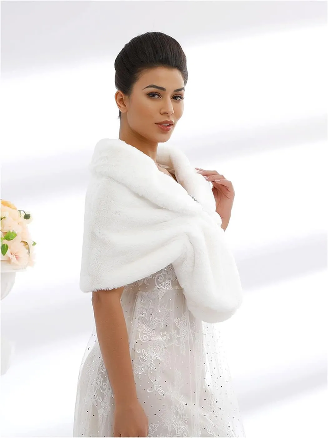 Aukmla Women's Wedding Fur Wraps and Shawls Bridal Fur Stoles Scarf with Rhinestones Brooch for Bride and Bridesmaids