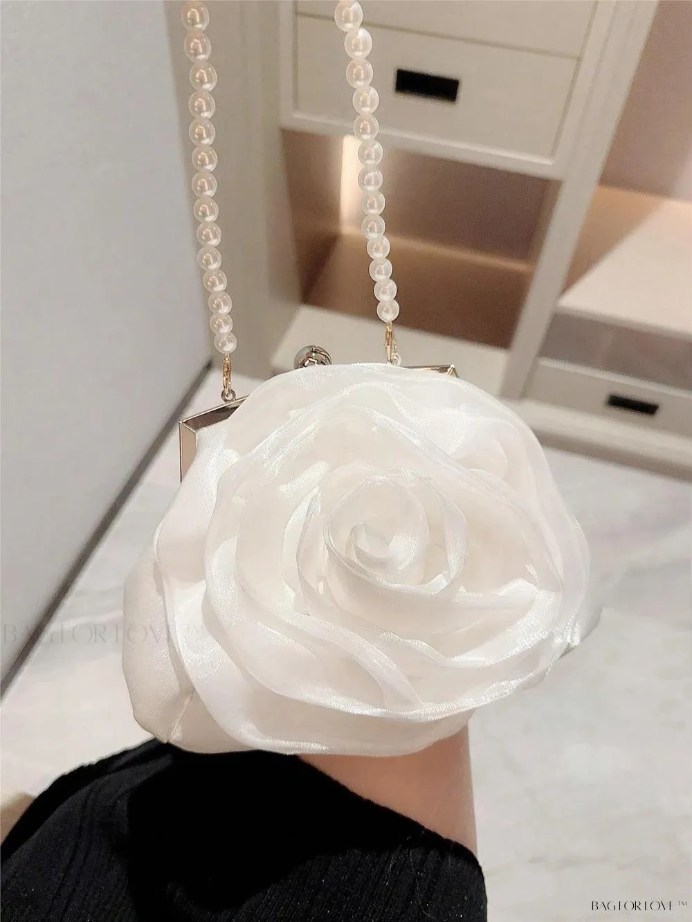 BagForLove - Elegant White Wedding Handbag with Chain and Faux Pearls