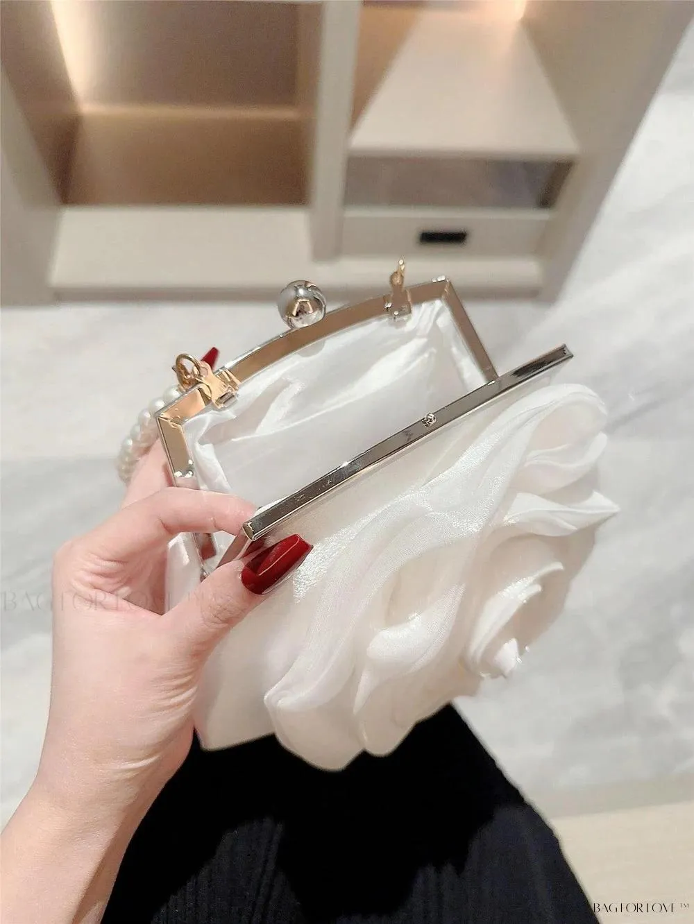 BagForLove - Elegant White Wedding Handbag with Chain and Faux Pearls