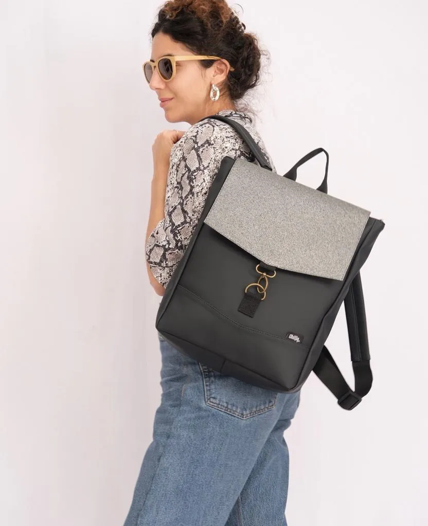 Black with Glitters Medium Students Backpack