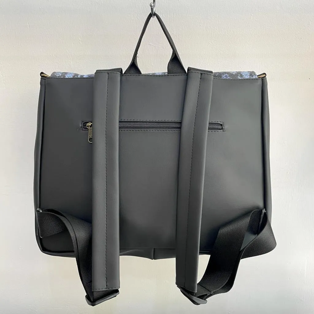 Black with Snake Large 'Jaffa' Backpack/Side Bag