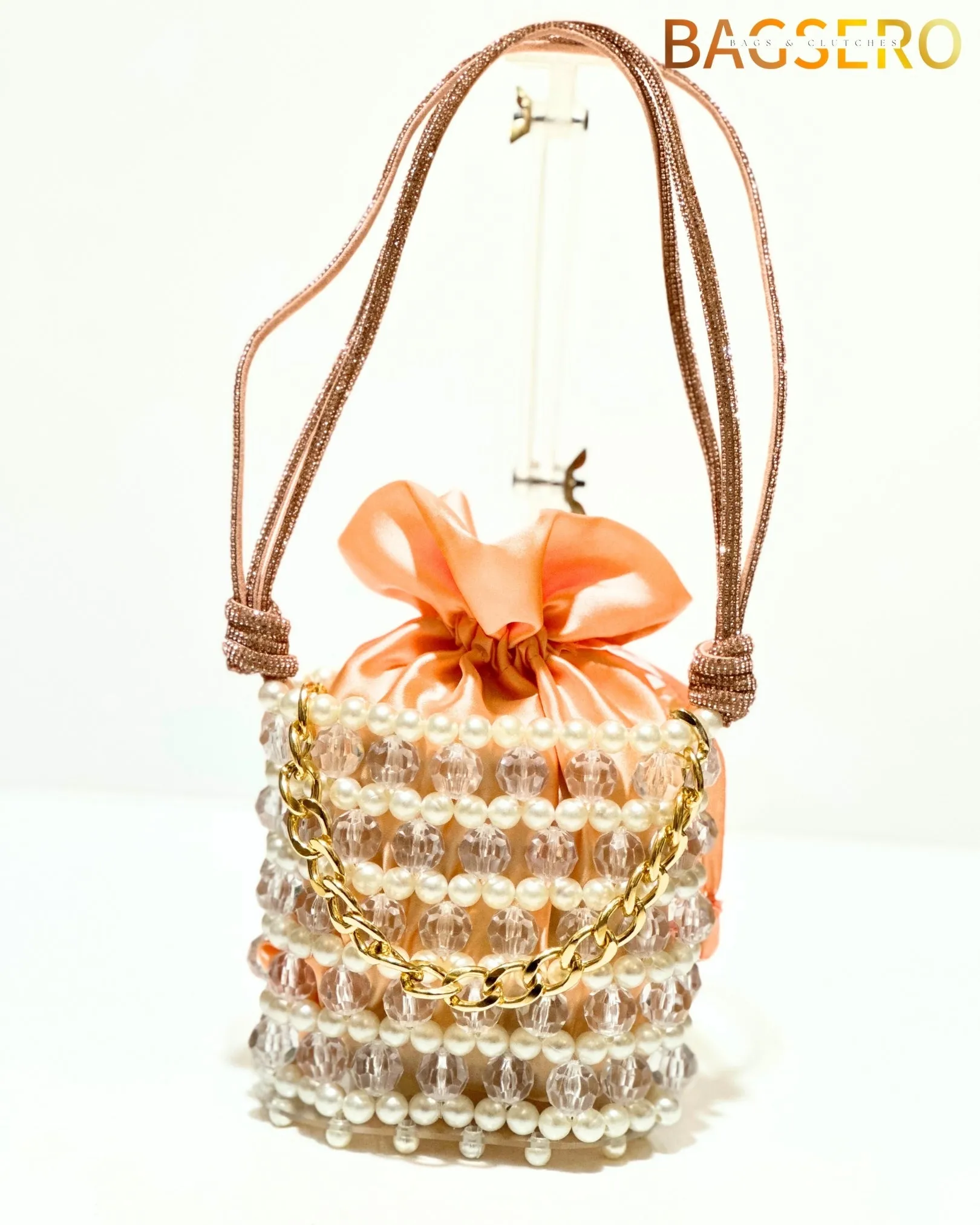 Chic Pearl Clutch