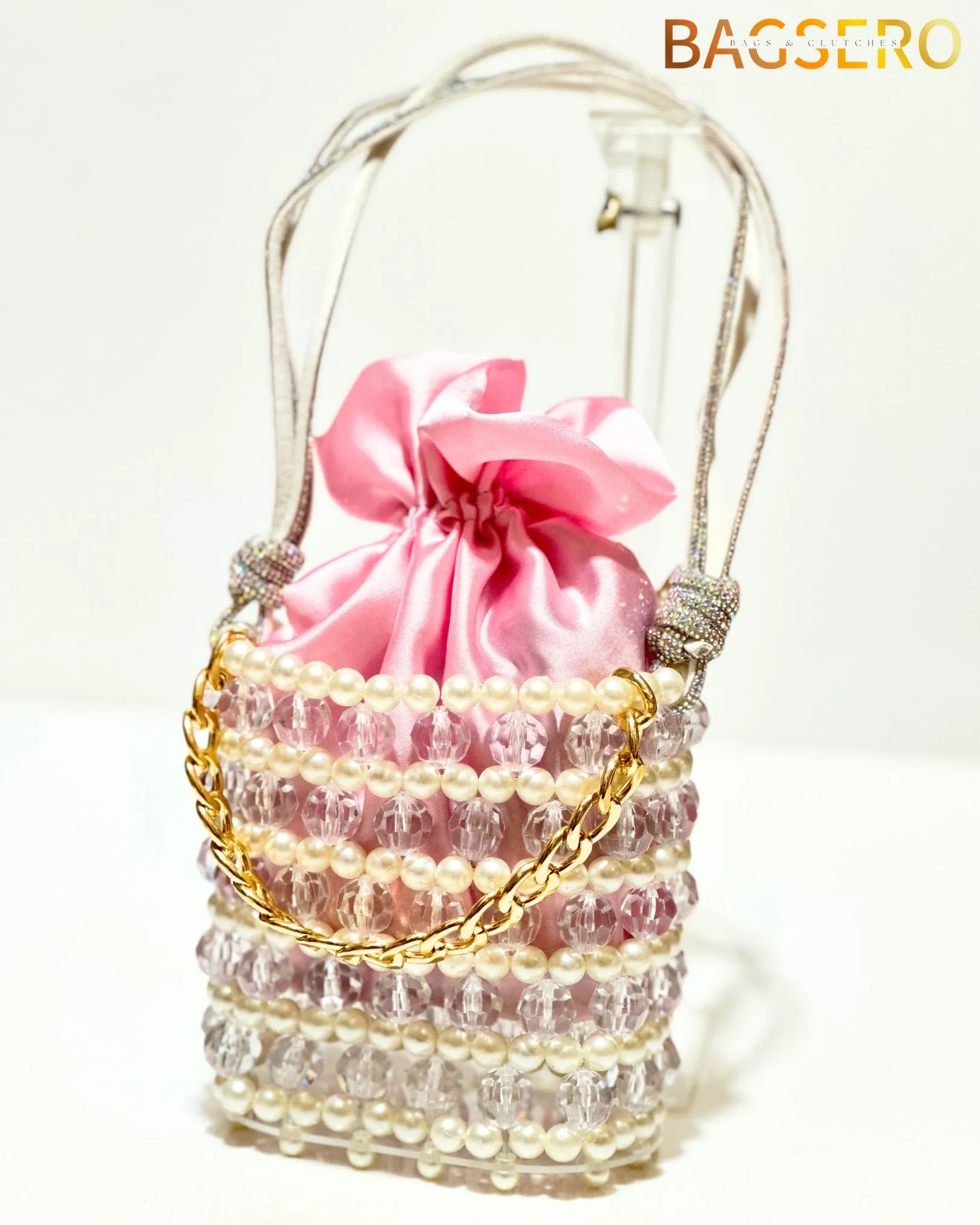Chic Pearl Clutch