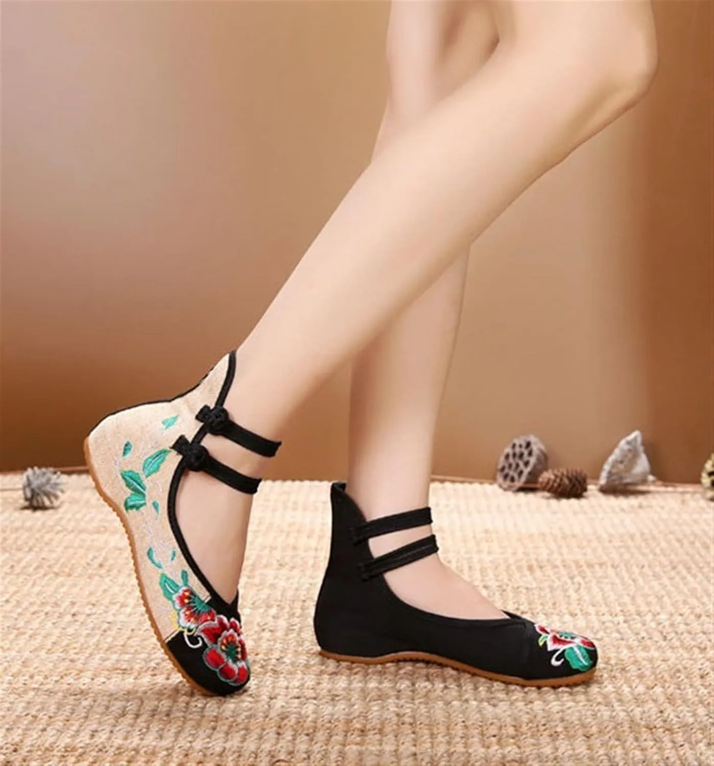 Chinese Traditional Floral Embroidered Shoes for Women Ethnic Style Round Toe Ankle Strap Canvas Sandals Handmade Mary Jane Flat Dress Loafers