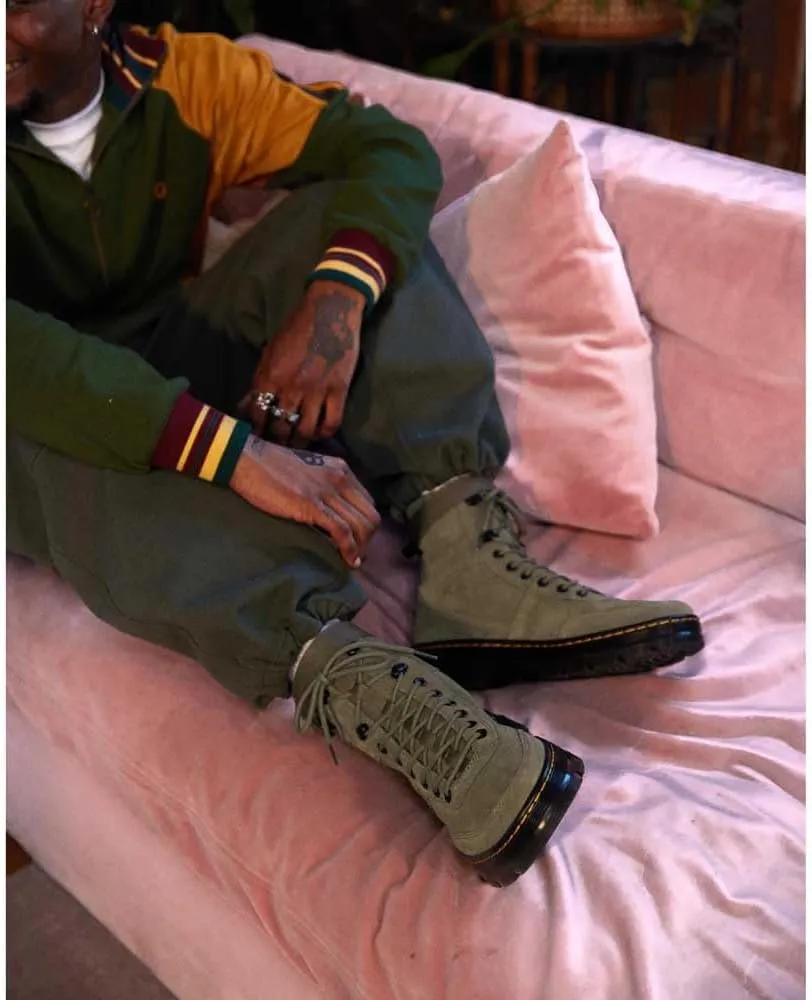 Dr. Martens Unisex-Adult Combs Tech Fashion Boot
