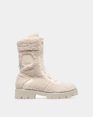 Enga Boots In Bone Leather