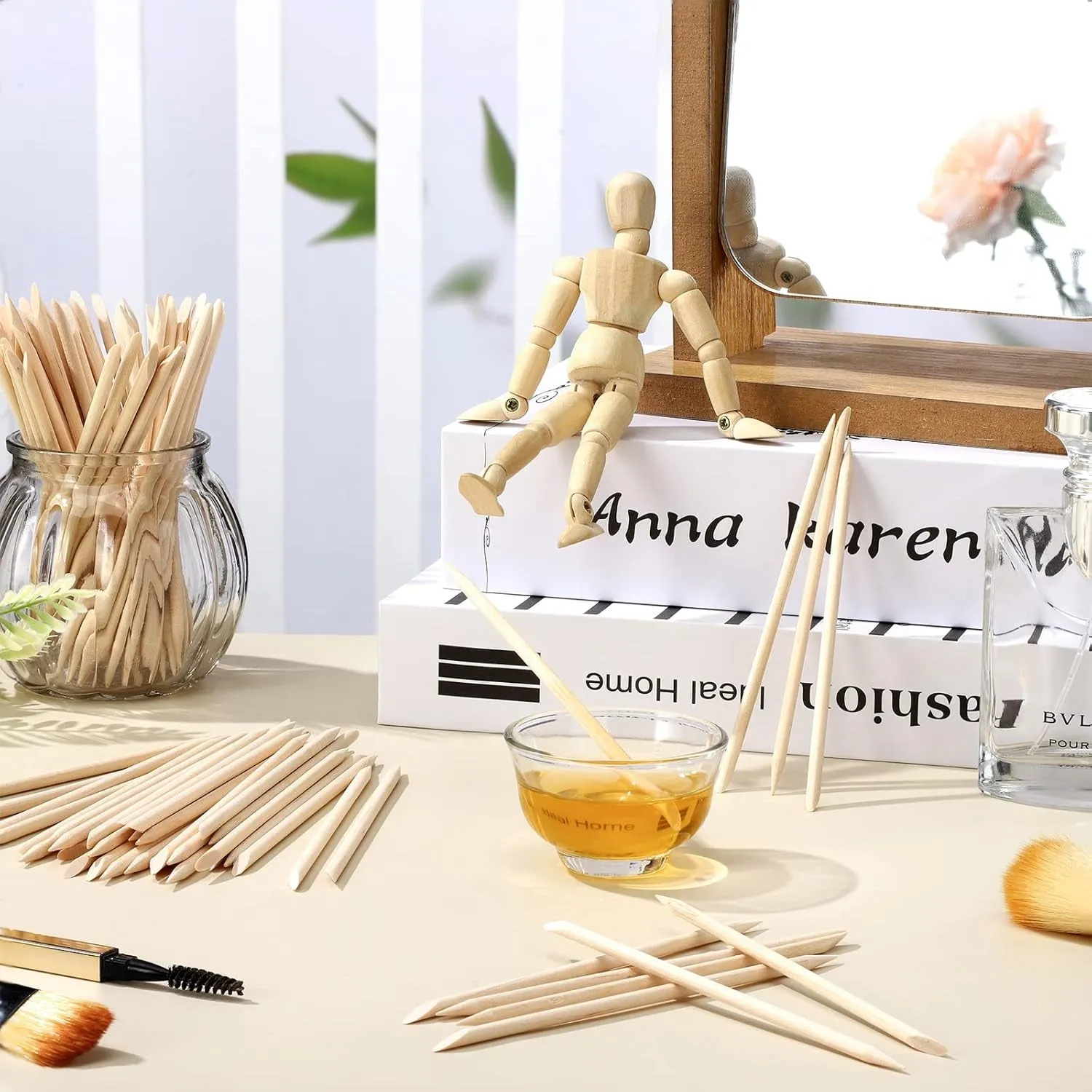 Eye Brow Wooden Wax Sticks Mini Waxing Applicator Sticks Lip Nose Eyebrow Wood Craft Small Facial Hair Spatula Applicator for Home Spa Hair Removal Smooth Skin Use(400 Pieces)
