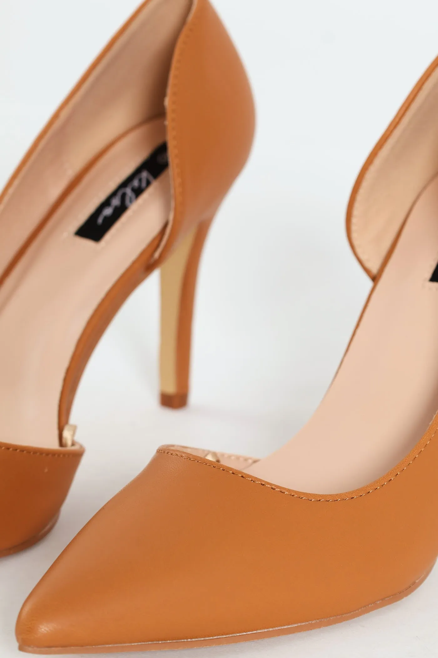 Fashion Court PU Heel - Tan