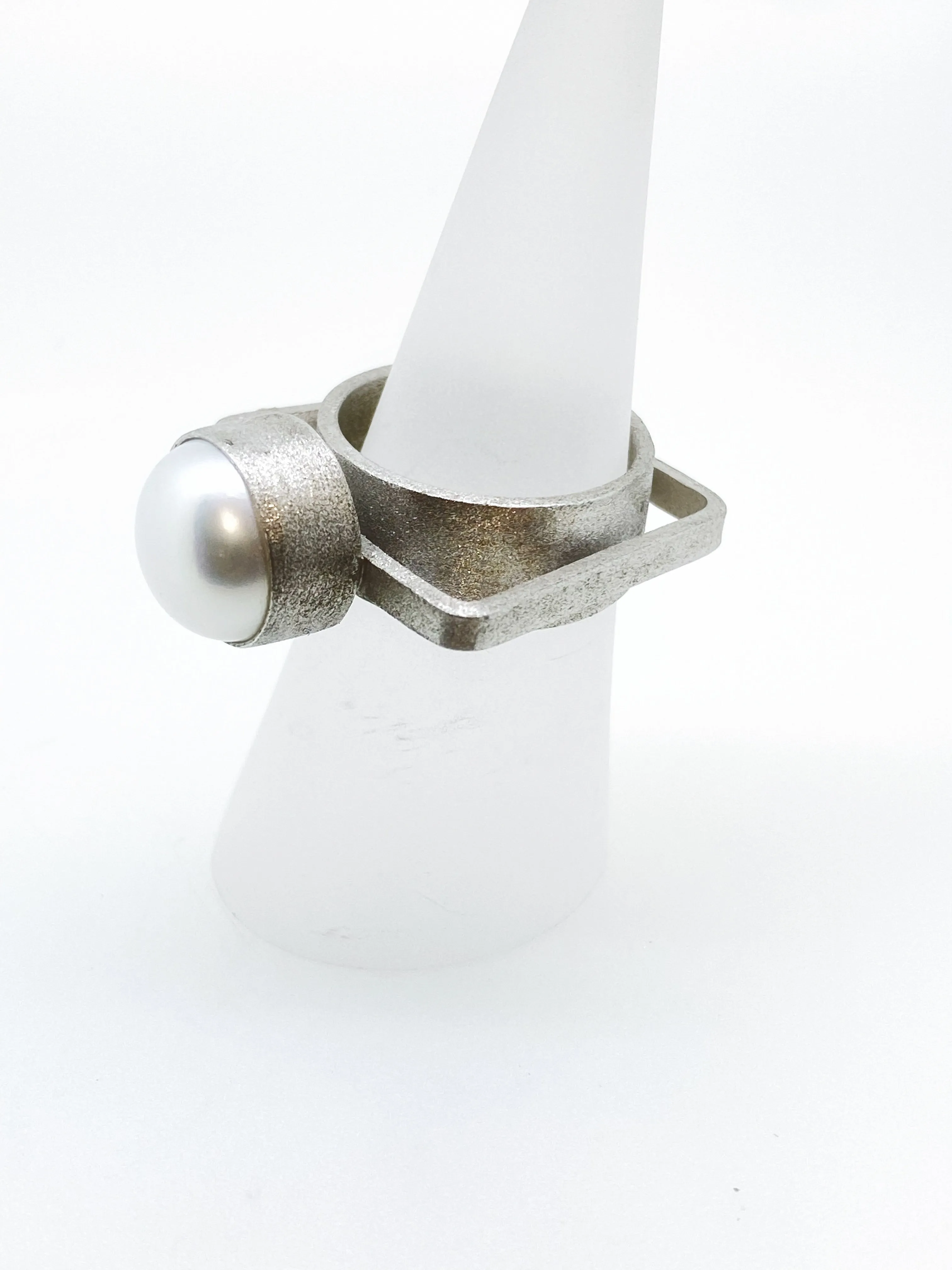 Freshwater Pearl Textured Silver Ring