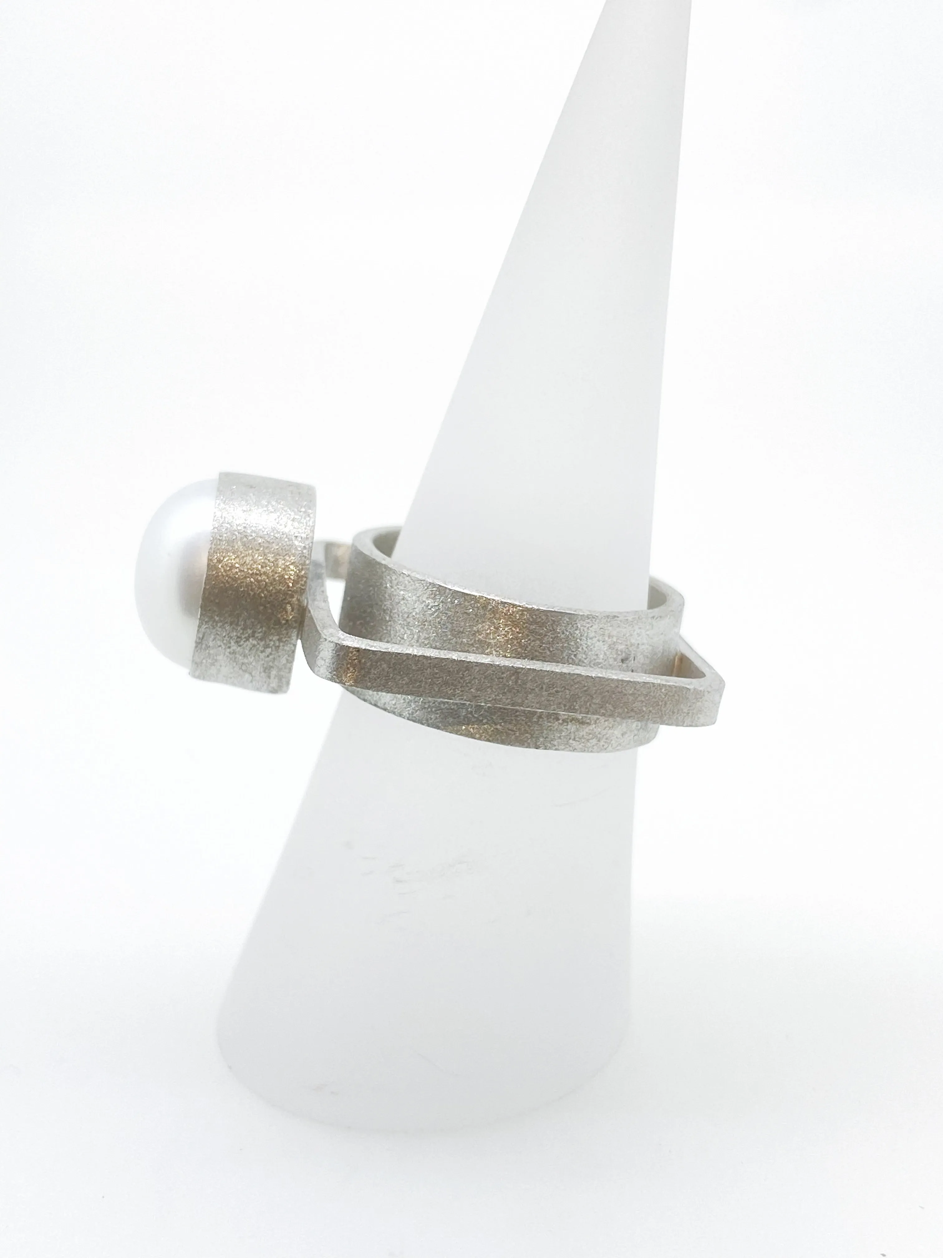 Freshwater Pearl Textured Silver Ring