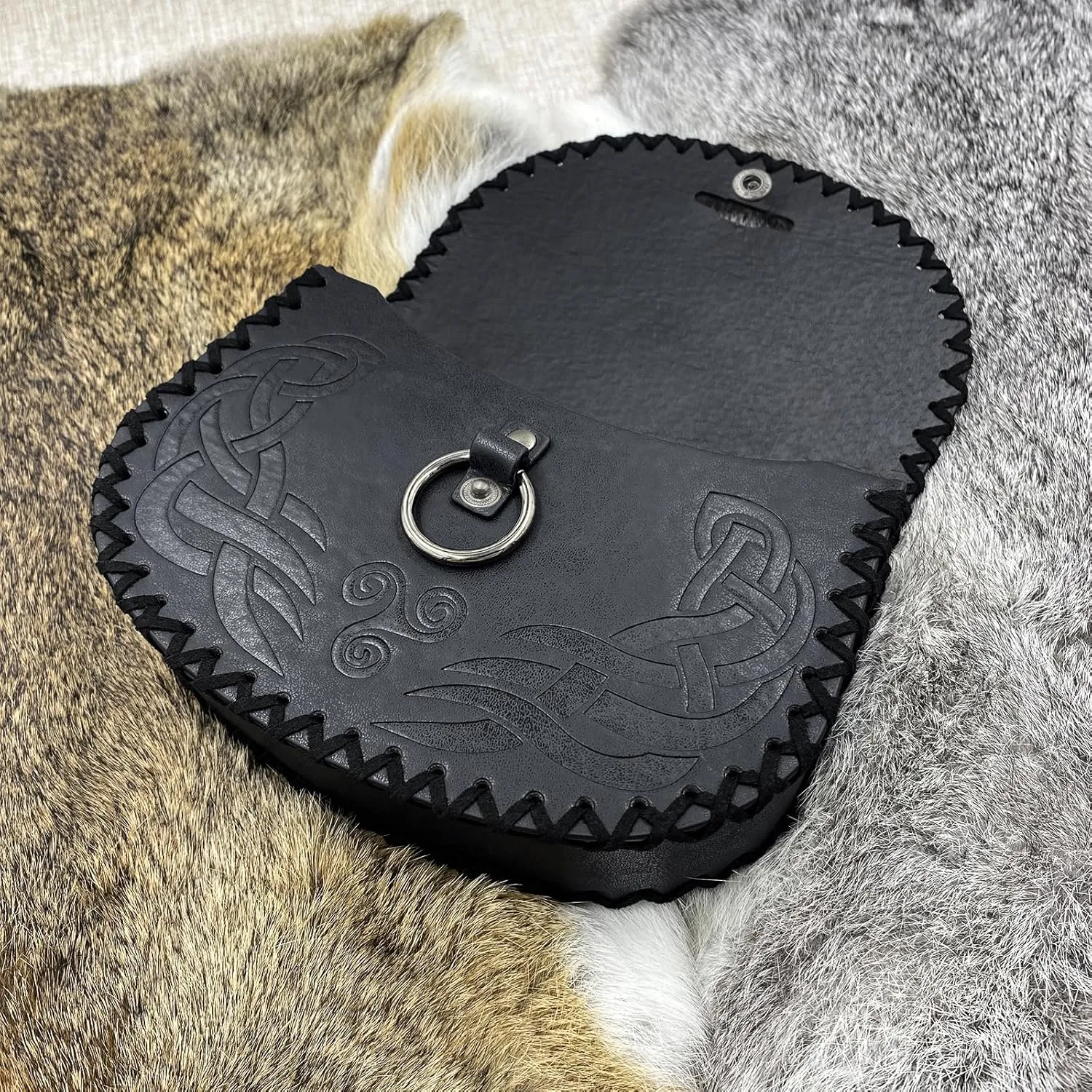 HiiFeuer Viking Embossed Belt Bag, Vintage Medieval Faux Leather Side Pack, Middle Ages Portable Belt Pouch For LARP Ren Faire (Black B)