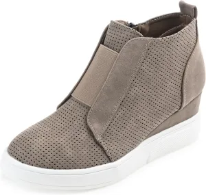 Journee Collection Womens Clara Platform Casual and Fashion Sneakers