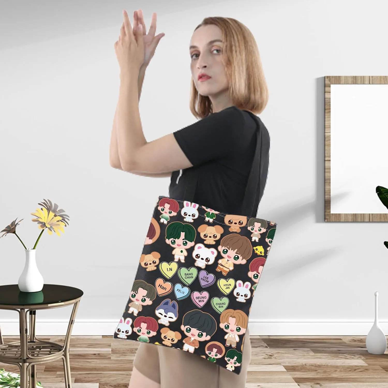 LEVLO SKZ Cosmetic Makeup Bag SKZ K-POP Fans Gift K-POP Cartoon Member Makeup Zipper Pouch Bag(SKZ Black Tote)