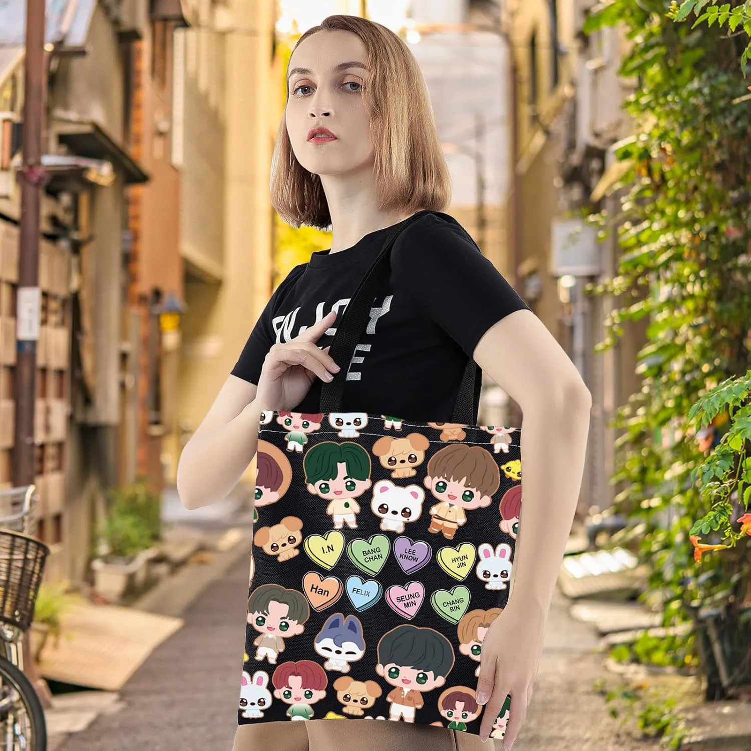 LEVLO SKZ Cosmetic Makeup Bag SKZ K-POP Fans Gift K-POP Cartoon Member Makeup Zipper Pouch Bag(SKZ Black Tote)