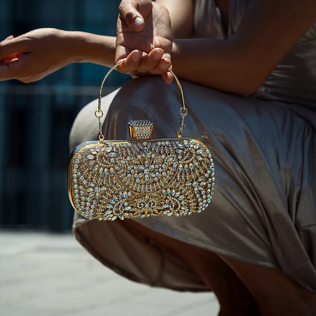 Luxurious rhinestone clutch – a glamorous statement piece