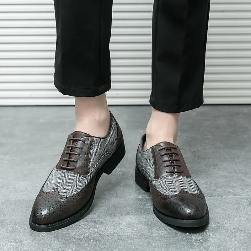 Men's Leather lace-up Oxford Shoes Classic Wingtip Two-Tone Patchwork Brogues Fashionable Punched Toes Slip-on Leather Shoes