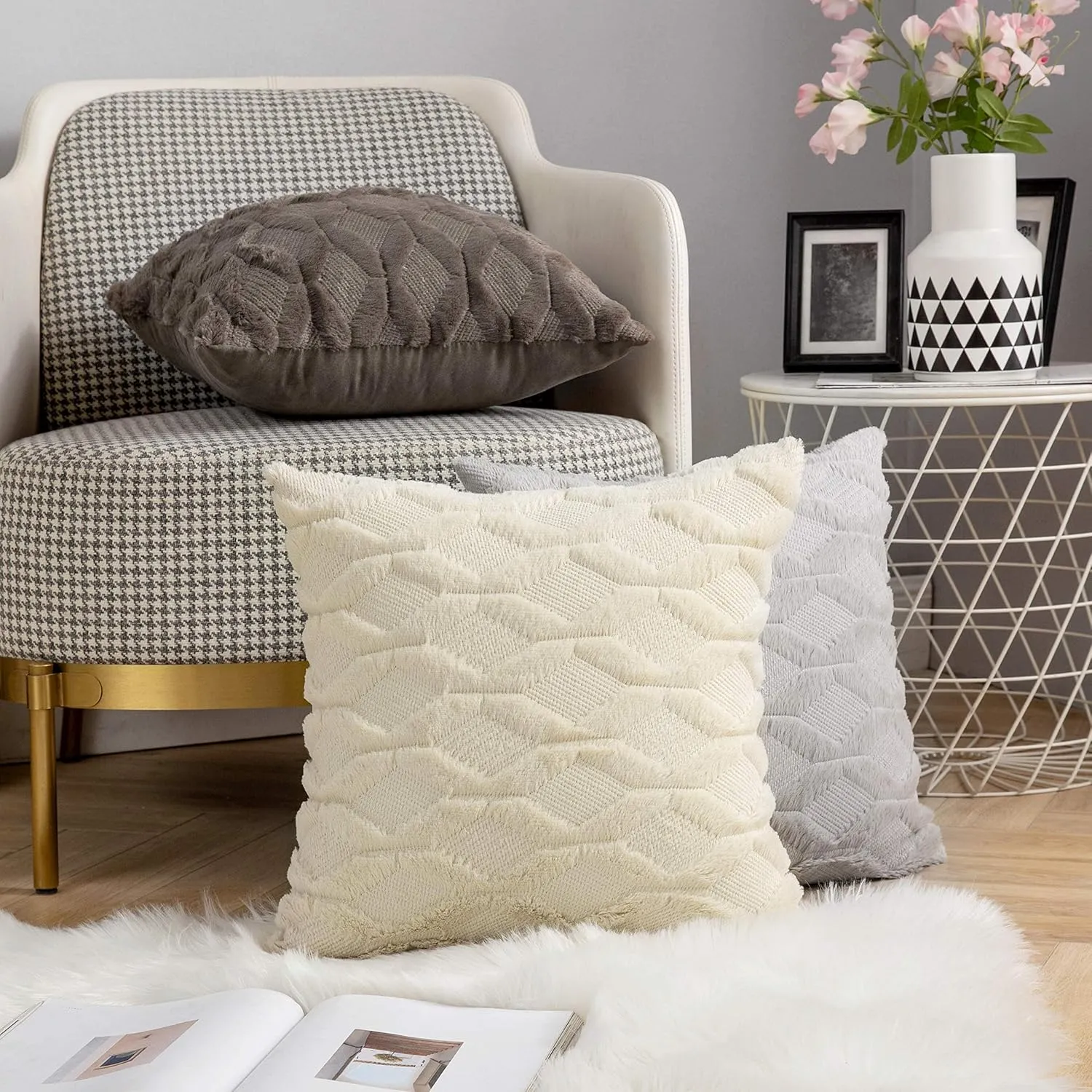 MIULEE Beige Christmas Throw Pillow Covers 18x18 Set of 2 Spring Decorative Farmhouse Couch Throw Pillows Boho Shells Cute Soft Plush Wool Winter Pillowcases for Bedroom Living Room Sofa