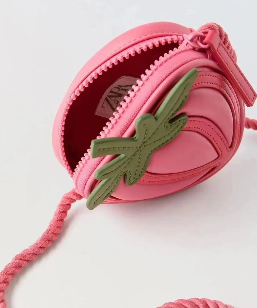 New Stylish Patchwork Strawberry Crossbody Bag IU023