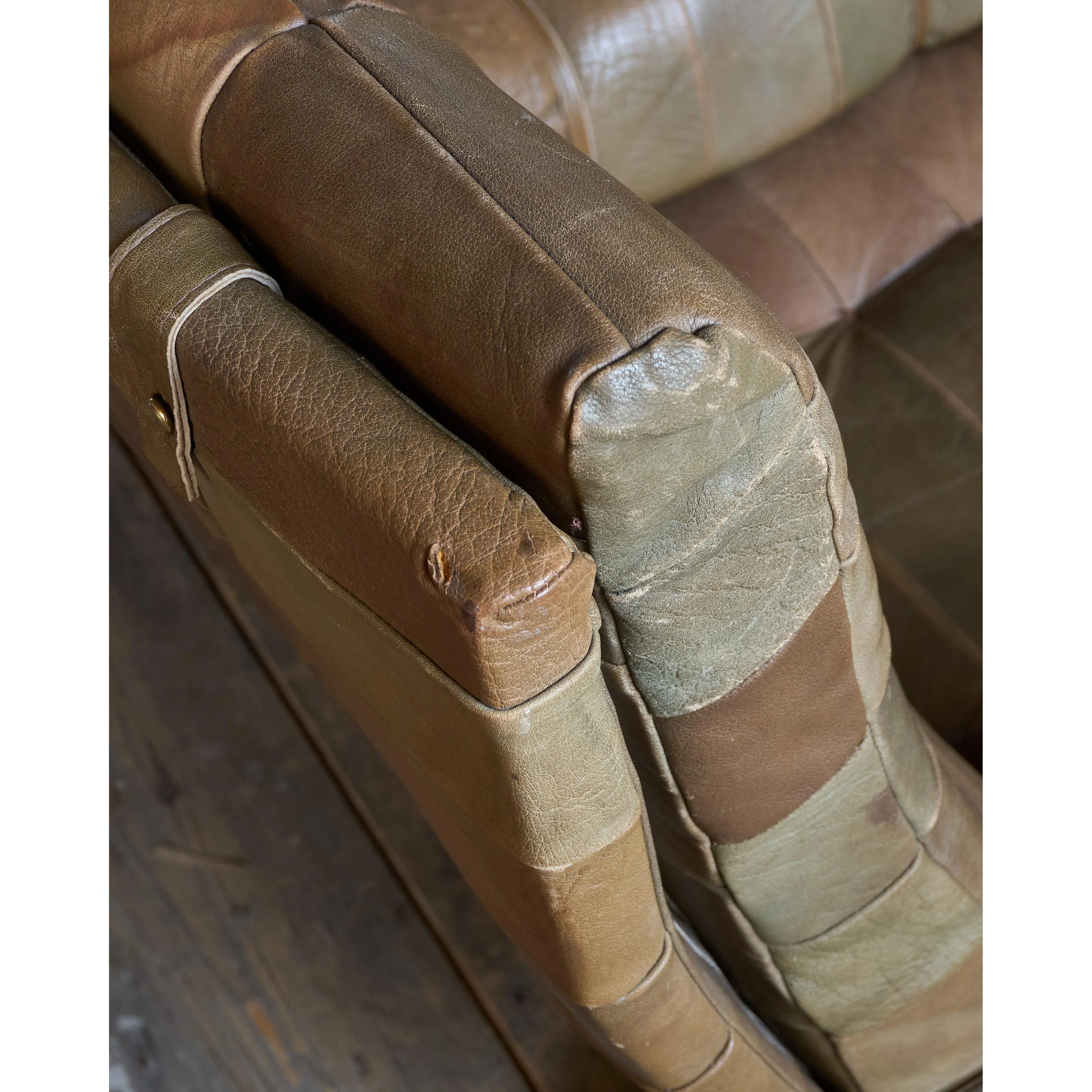 OPE Möbler Leather Swivel Armchair
