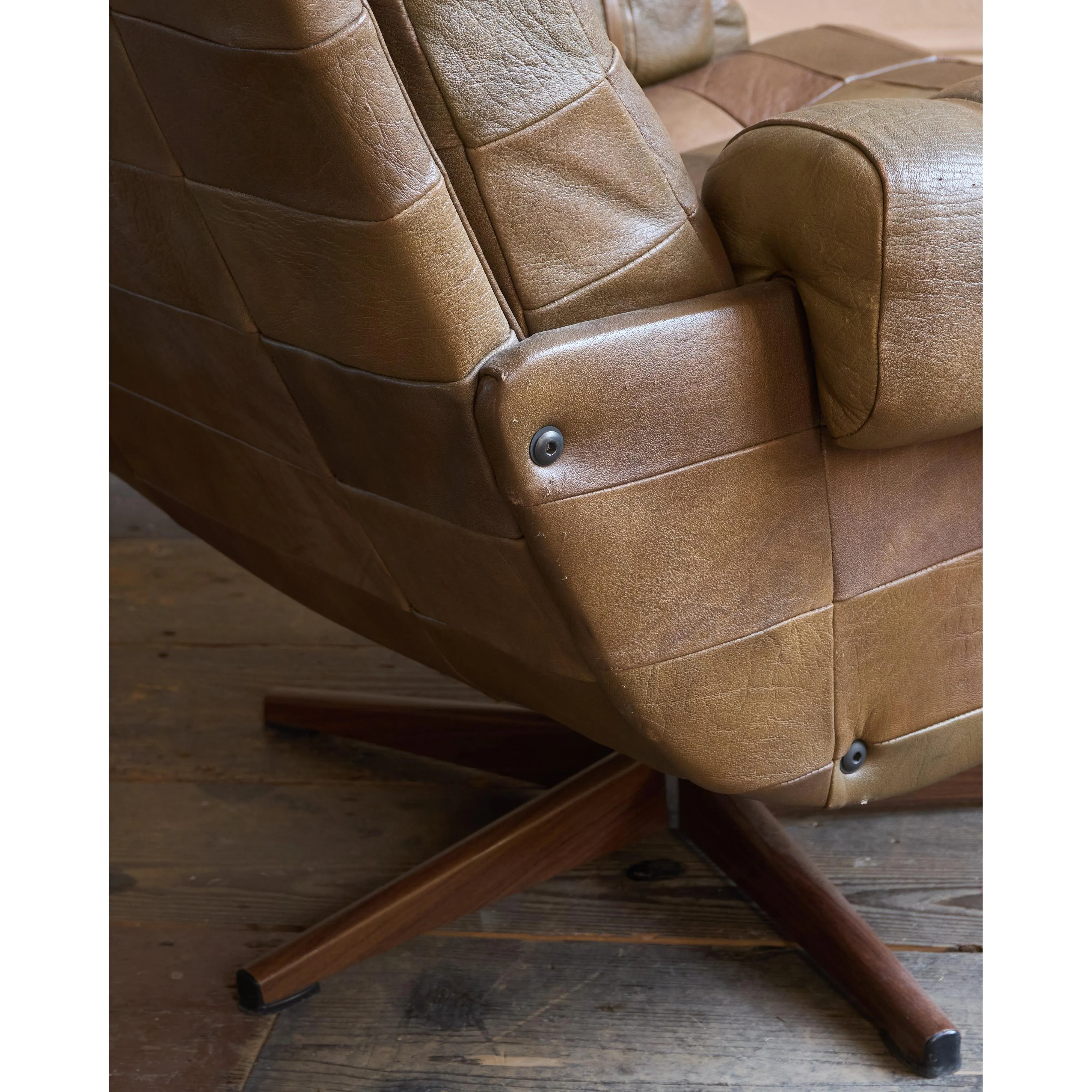 OPE Möbler Leather Swivel Armchair