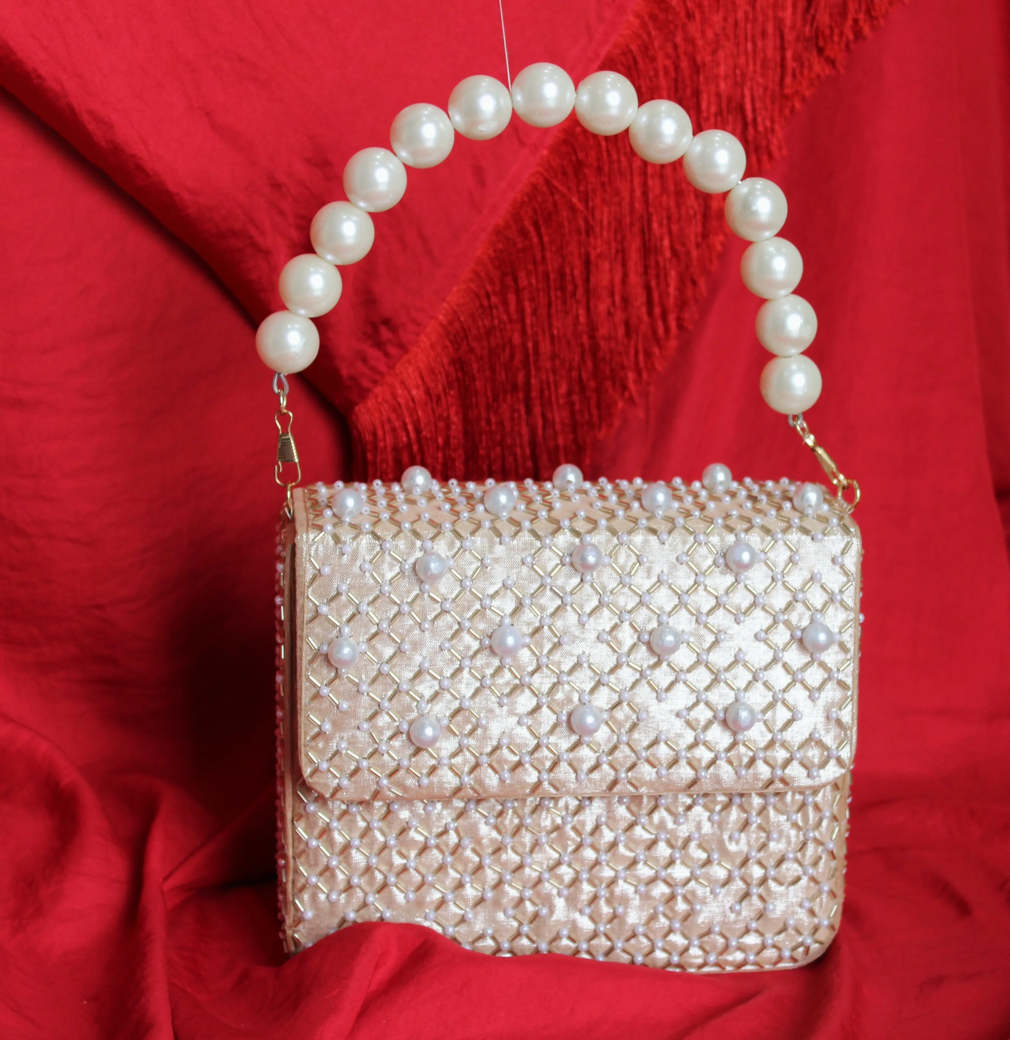 Pearl Shimmer Purse With Handle