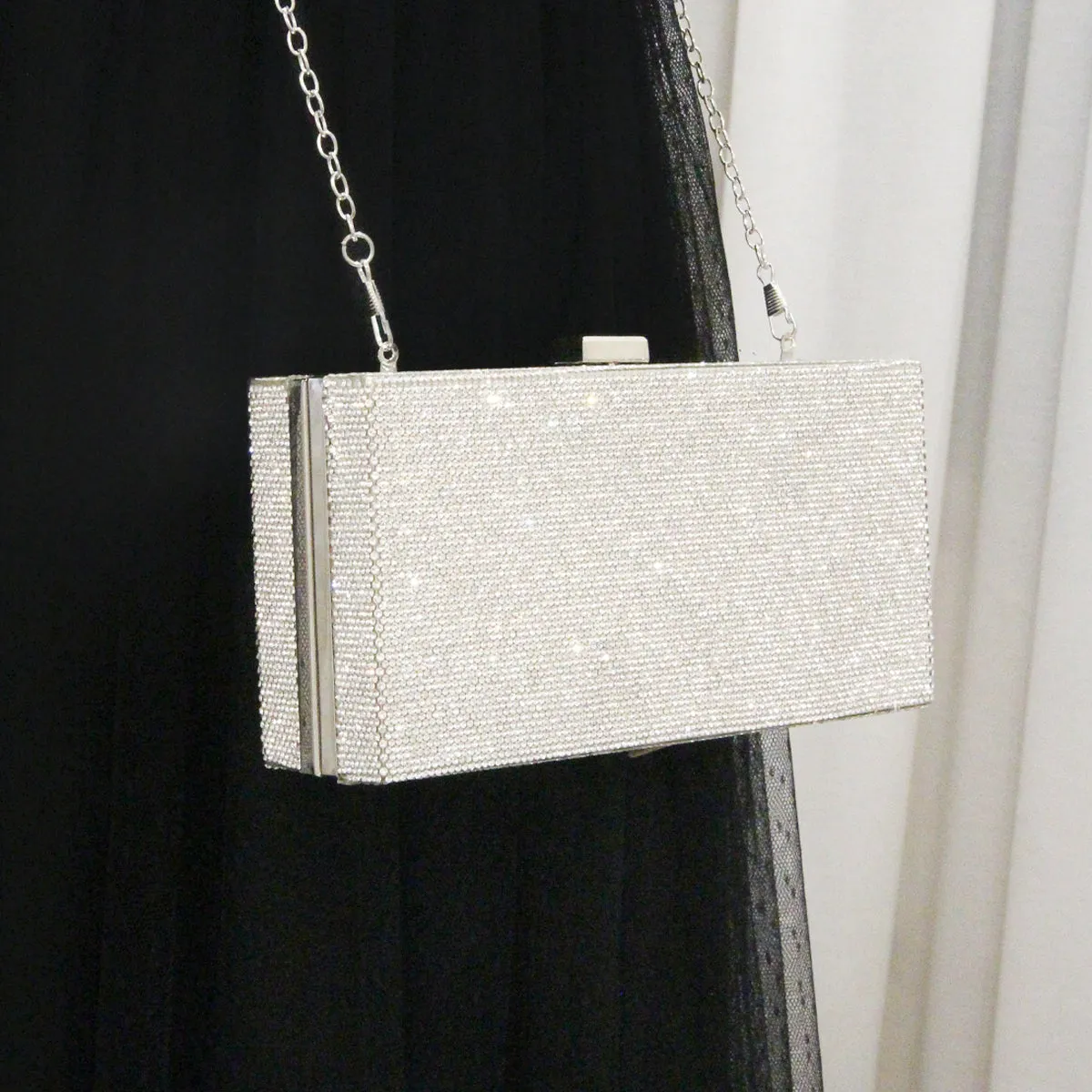 PETUNIA Clutch Bag