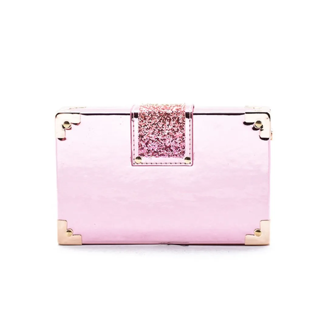 POUCH