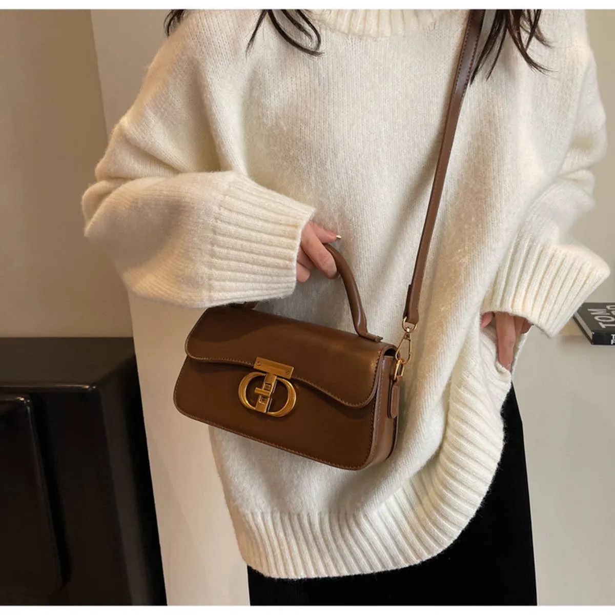 RETRO SMALL SQUARE HANDBAG SHOULDER CROSSBODY BAG_CWAB1556: WINE / (OS) 1