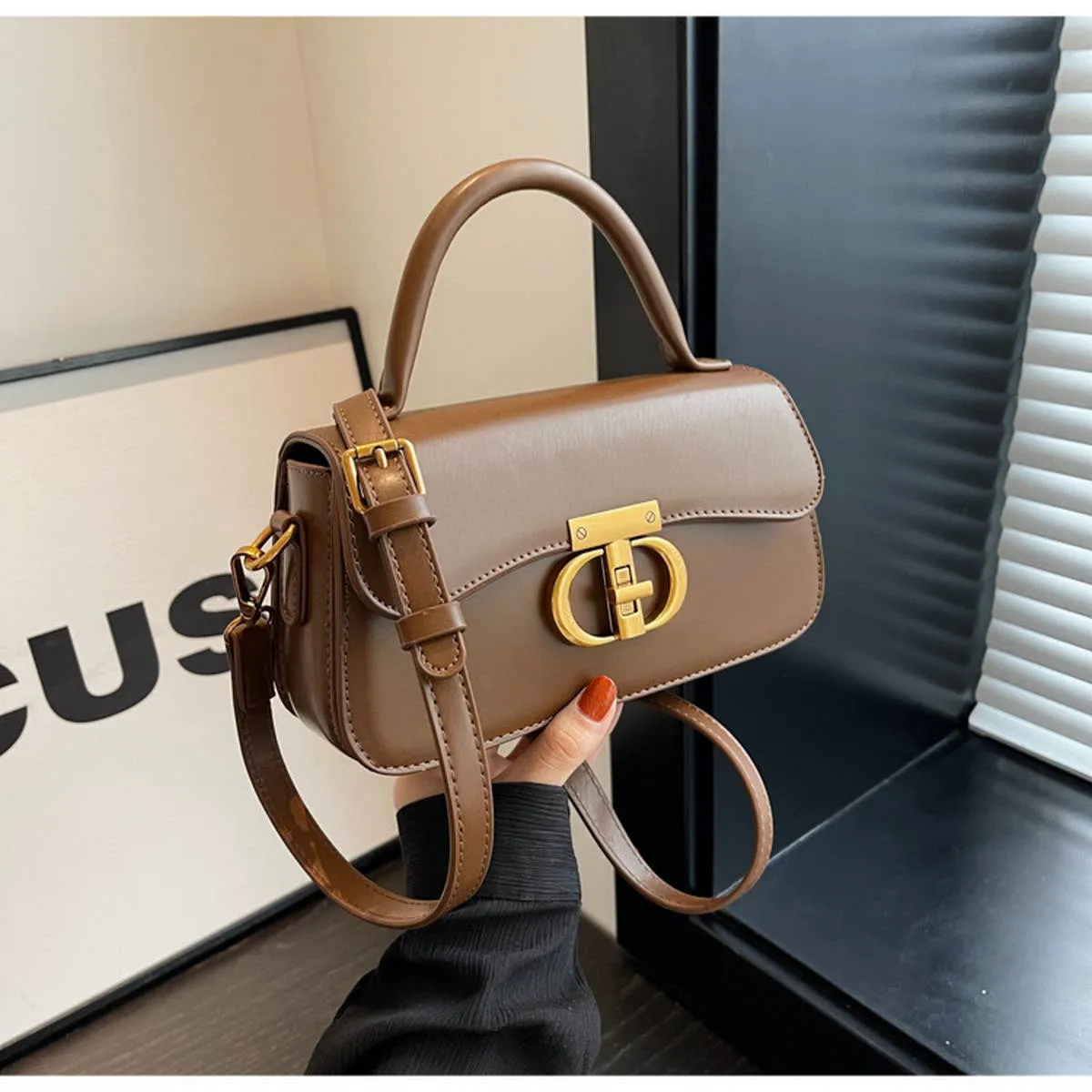 RETRO SMALL SQUARE HANDBAG SHOULDER CROSSBODY BAG_CWAB1556: WINE / (OS) 1