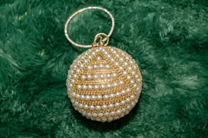 Round Clutch with pearls