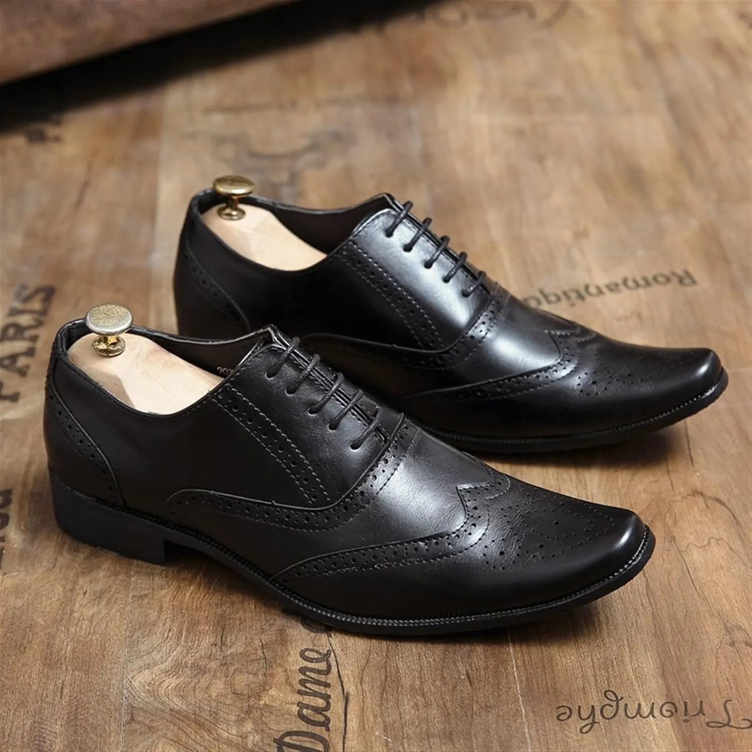 Single Season Dress Shoes for Men Lace Up Brogue Embossed Wing Tip Plain Burnished Toe Vegan Leather Non Slip Anti-Slip Slip Resistant Low Top Party Very Popular Among Young People