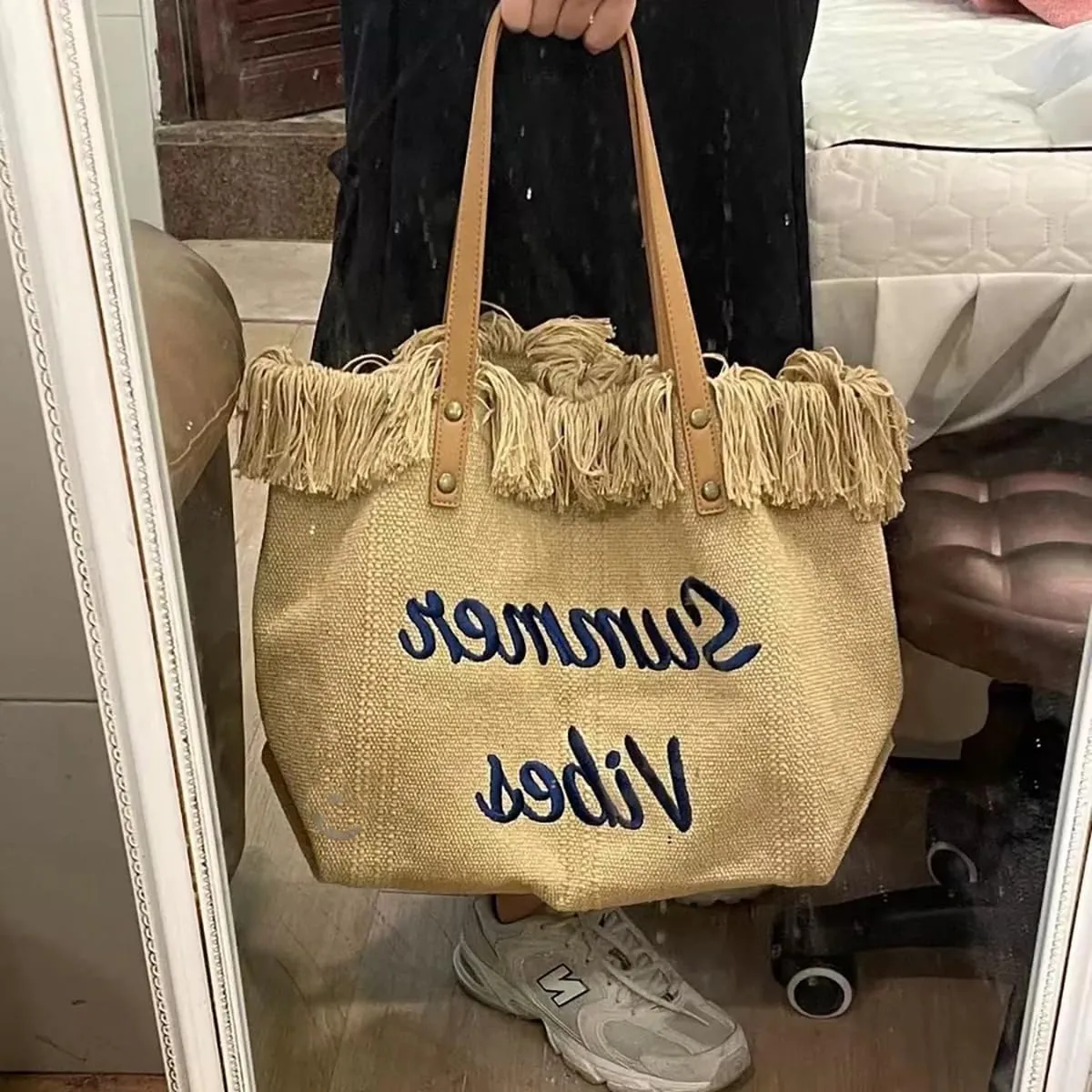 Tote bag, large capacity canvas, women's shoulder bag, beach bag, tassel embroidery, niche design, women's bag (black)