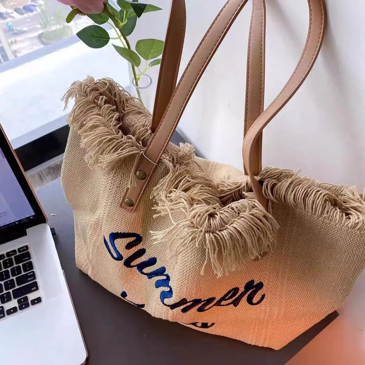 Tote handbag large capacity canvas women's shoulder bag beach bag tassel embroidery niche design temperament (green)