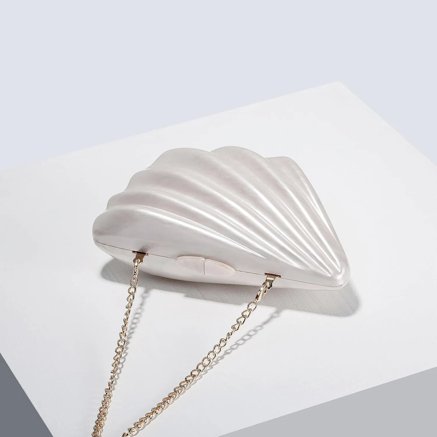 UMREN Seashell Chain Shoulder Bag for Women Acrylic Evening Clutch Bag Glitter Marble Purse Handbag for Wedding Party Prom
