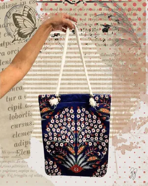 Winter savings Secure delivery PEACOCK TOTE