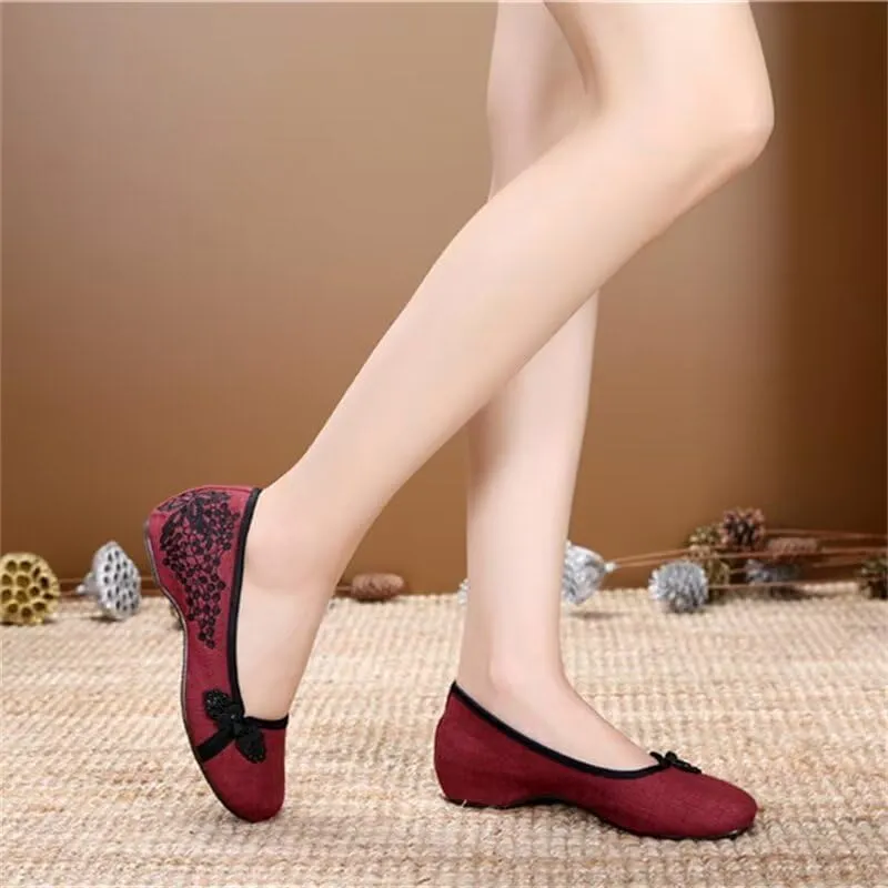 Women's Breathable Retro Disc Buckle Walking Shoes for Dance Yoga Street