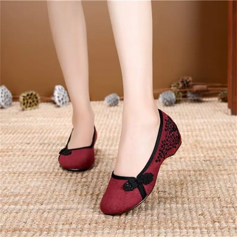 Women's Breathable Retro Disc Buckle Walking Shoes for Dance Yoga Street